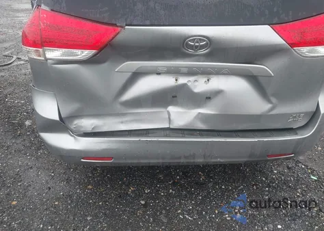 2011 Toyota Sienna Xle from USA, damaged, VIN 5TDDK3DC2BS001748